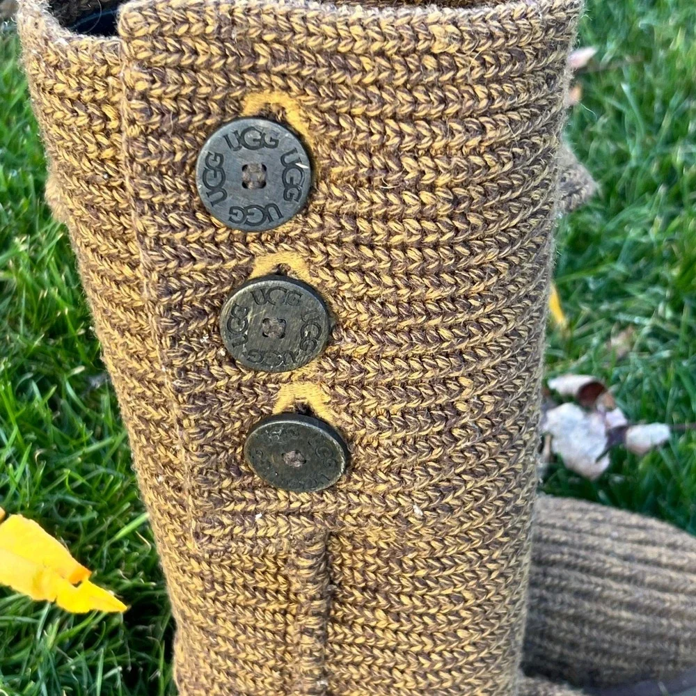 UGG Australia Classic Cardi Knit Button‎ Boots Heather Tamarind/Brown
